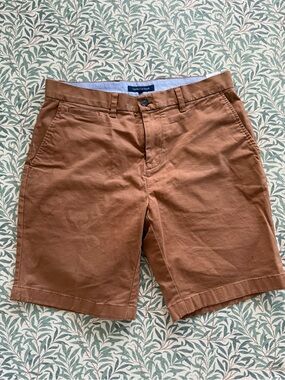 Tommy Hilfiger Men's Brown Flat Front Cotton Shorts